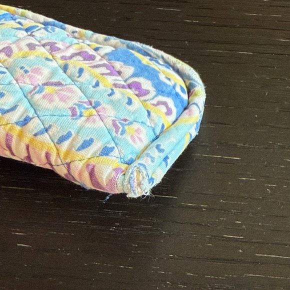 Vera Bradley Quilted Glasses Case - Blue and Yellow - Picture 4 of 6
